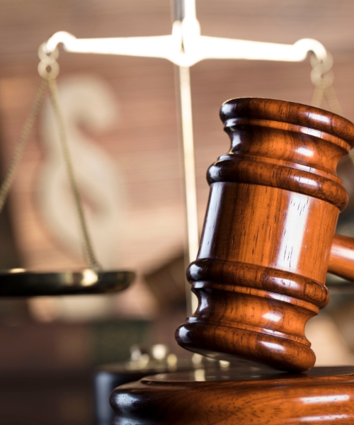  ABOGADOS – SERVICIOS JURÍDICOS